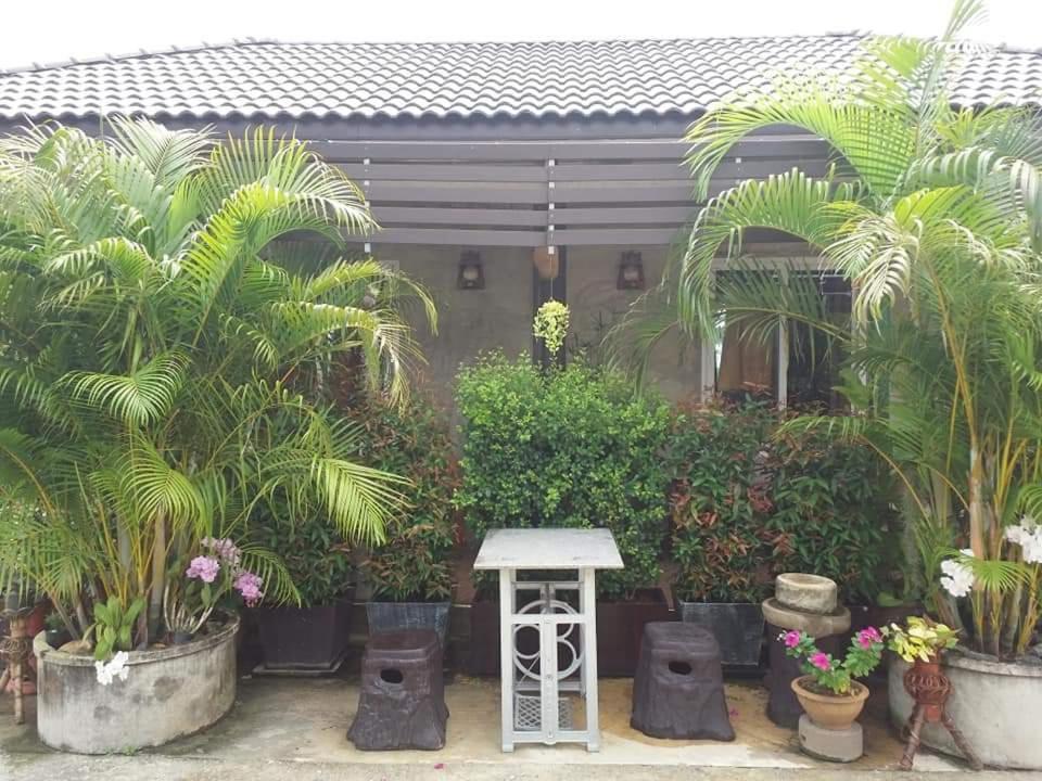 Yotin Guest House Τρατ Εξωτερικό φωτογραφία