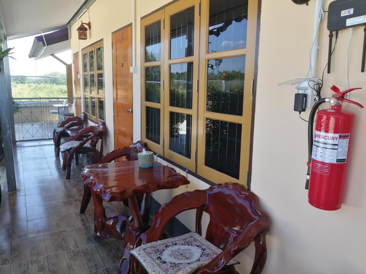 Yotin Guest House Τρατ Εξωτερικό φωτογραφία