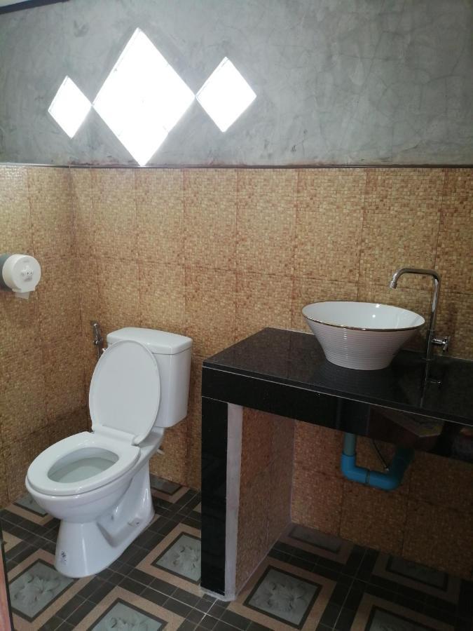 Yotin Guest House Τρατ Εξωτερικό φωτογραφία
